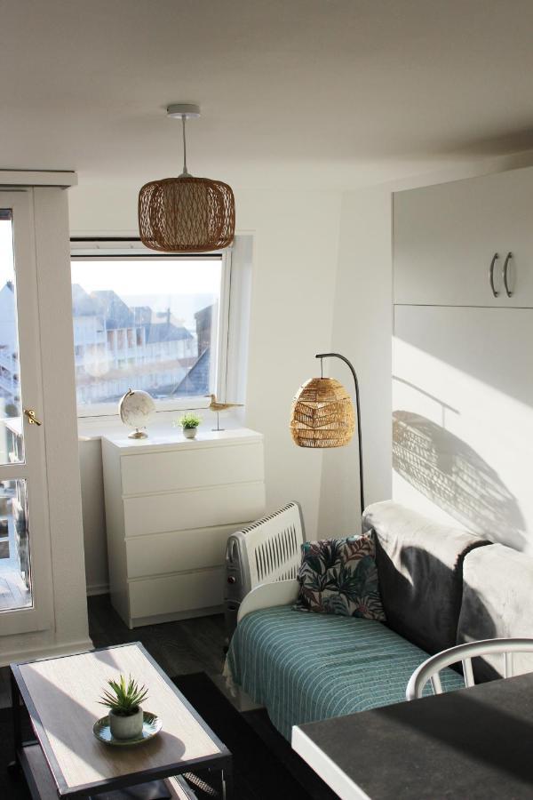 Les Palmes Port Deauville Apartment Екстериор снимка